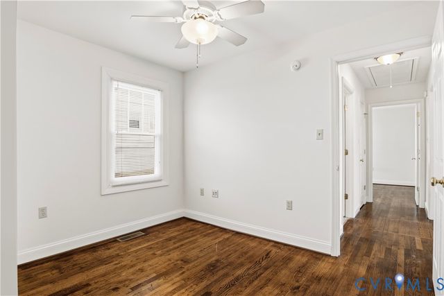 713 MONROE St, Farmville, VA 23901