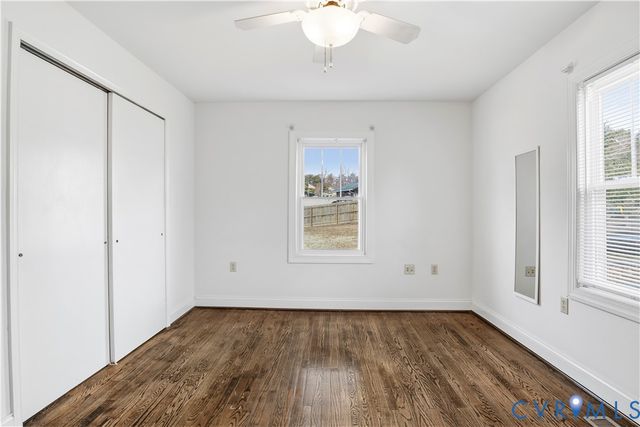 713 MONROE St, Farmville, VA 23901