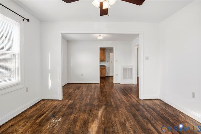 713 MONROE St, Farmville, VA 23901