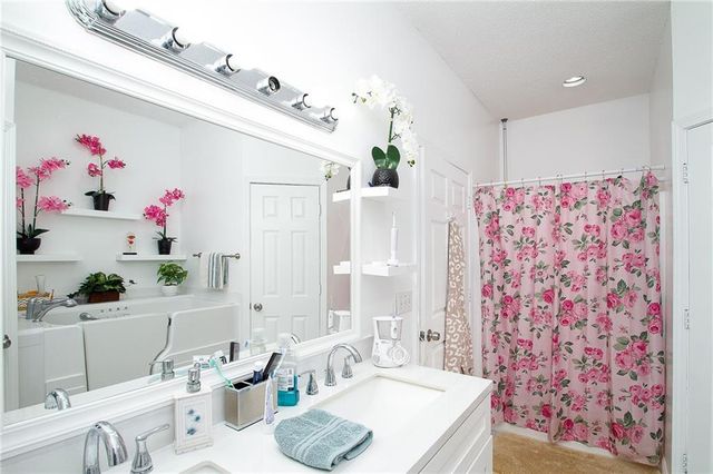 2360 Capital Drive, Mobile, AL 36695