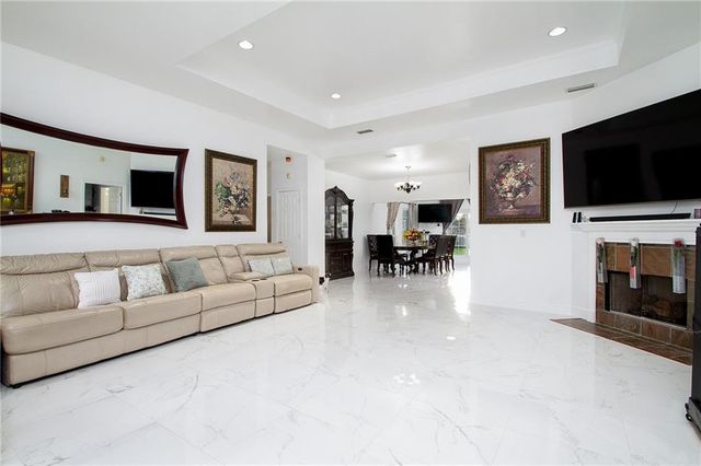 2360 Capital Drive, Mobile, AL 36695