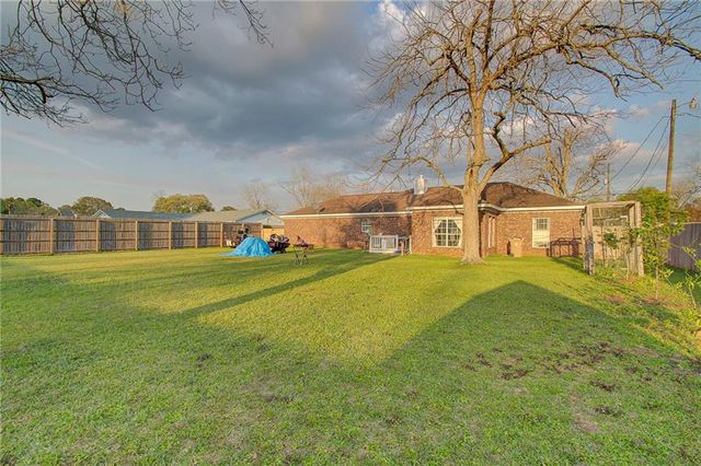 2360 Capital Drive, Mobile, AL 36695