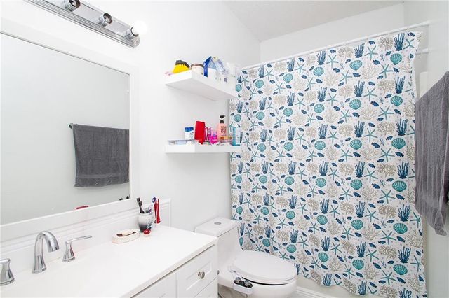 2360 Capital Drive, Mobile, AL 36695