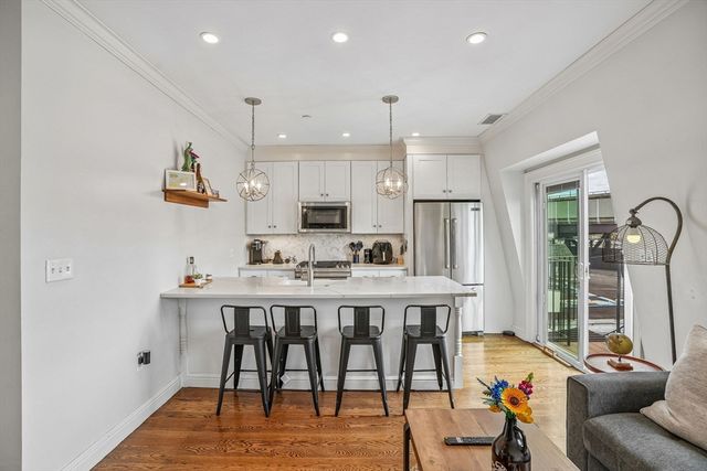 31 Brighton St 3, Boston, MA 02129