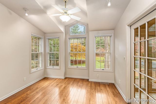 635 N Linden Street, Marshall, MI 49068