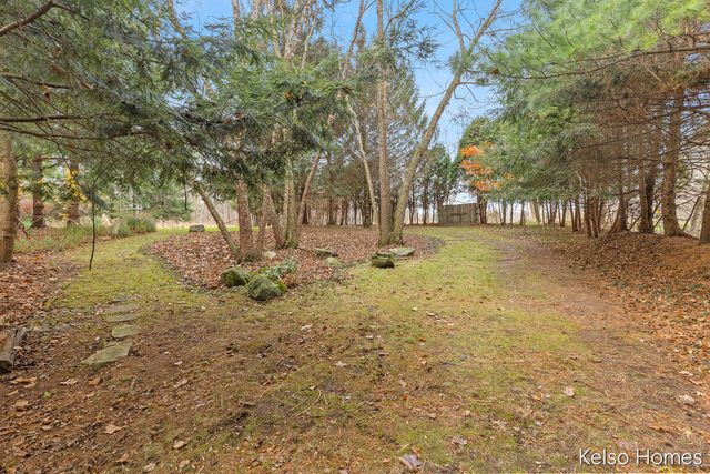 635 N Linden Street, Marshall, MI 49068