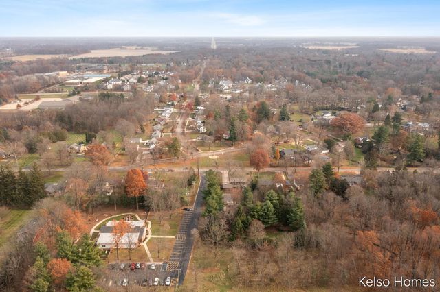 635 N Linden Street, Marshall, MI 49068