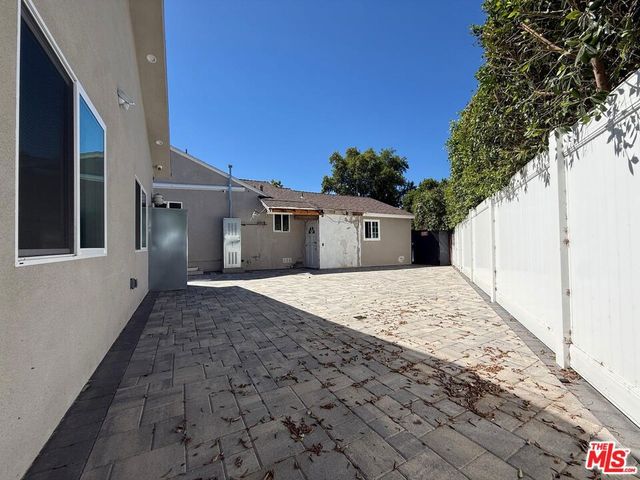 15830 Blackhawk Street, Los Angeles, CA 91344