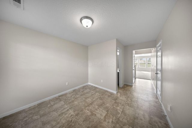 3691 Sugarbark Drive, Canal Winchester, OH 43110