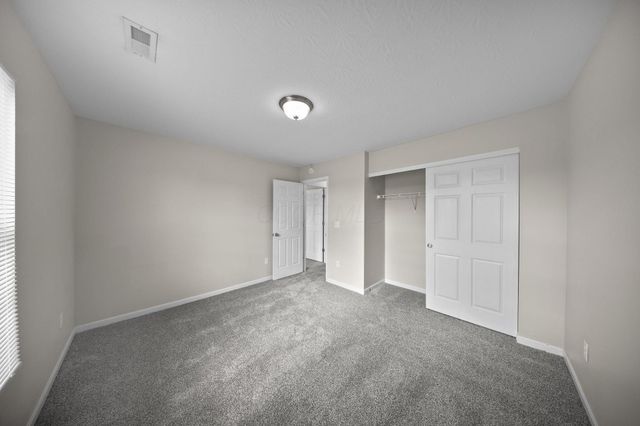 3691 Sugarbark Drive, Canal Winchester, OH 43110