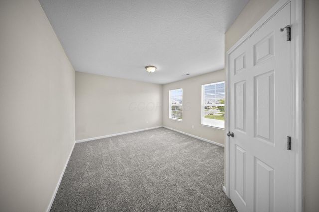 3691 Sugarbark Drive, Canal Winchester, OH 43110