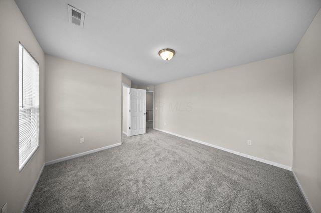 3691 Sugarbark Drive, Canal Winchester, OH 43110