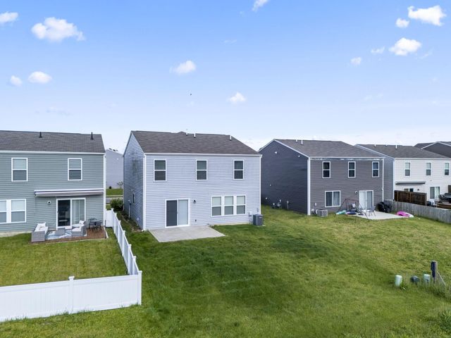 3691 Sugarbark Drive, Canal Winchester, OH 43110