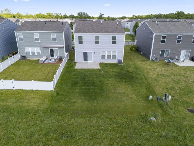 3691 Sugarbark Drive, Canal Winchester, OH 43110