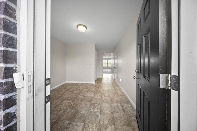 3691 Sugarbark Drive, Canal Winchester, OH 43110