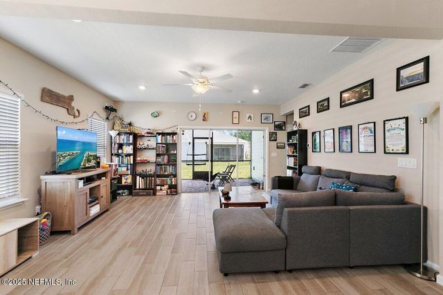 6761 EVENING DUSK Drive, Jacksonville, FL 32244