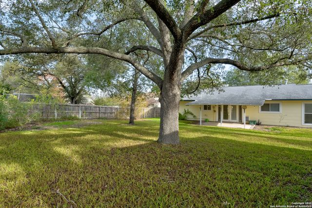12401 Trailing Oaks, Live Oak, TX 78233