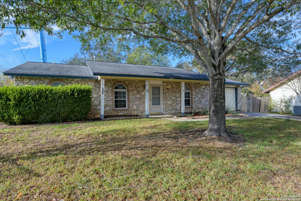 12401 Trailing Oaks, Live Oak, TX 78233