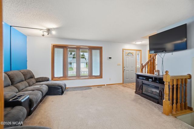 1103 Poppy Drive, Wapakoneta, OH 45895