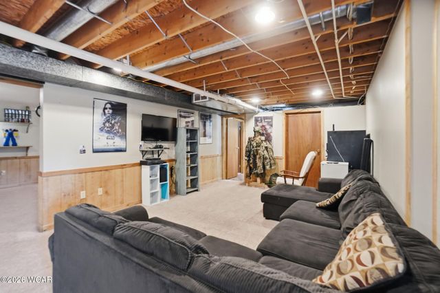 1103 Poppy Drive, Wapakoneta, OH 45895