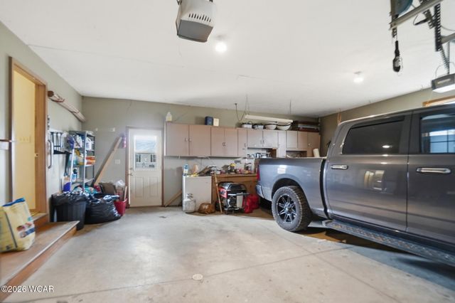 1103 Poppy Drive, Wapakoneta, OH 45895