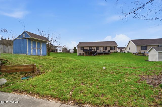 1103 Poppy Drive, Wapakoneta, OH 45895