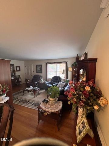 822 Union Street, Cary, NC 27511