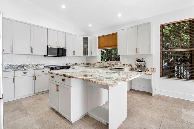 2791 SW 190th Ave, Miramar, FL 33029
