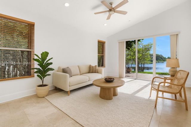 2791 SW 190th Ave, Miramar, FL 33029