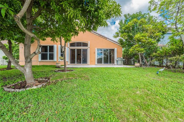 2791 SW 190th Ave, Miramar, FL 33029
