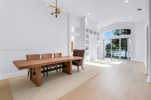 2791 SW 190th Ave, Miramar, FL 33029