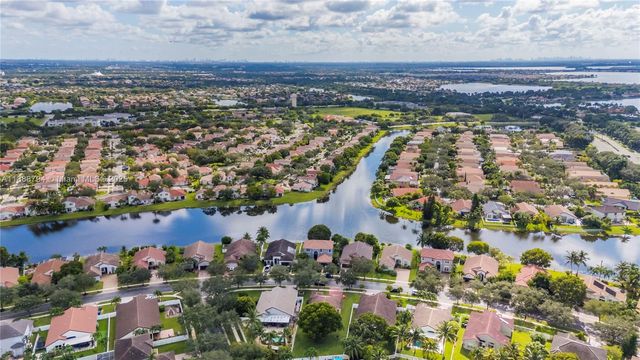 2791 SW 190th Ave, Miramar, FL 33029