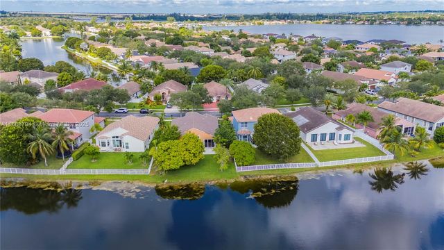 2791 SW 190th Ave, Miramar, FL 33029