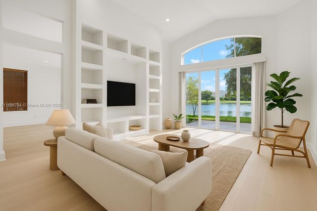 2791 SW 190th Ave, Miramar, FL 33029
