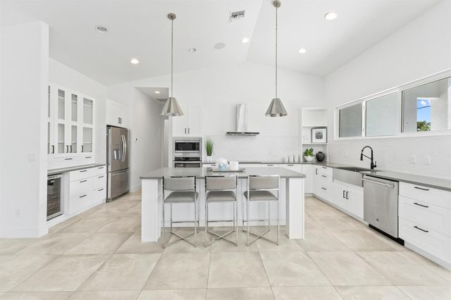 3213 SE Morningside Boulevard, Port St. Lucie, FL 34952