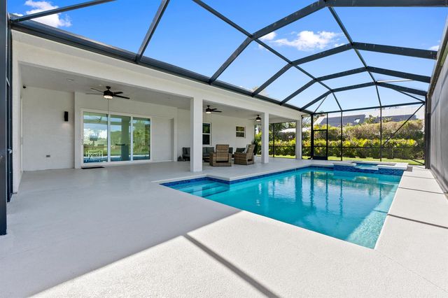 3213 SE Morningside Boulevard, Port St. Lucie, FL 34952