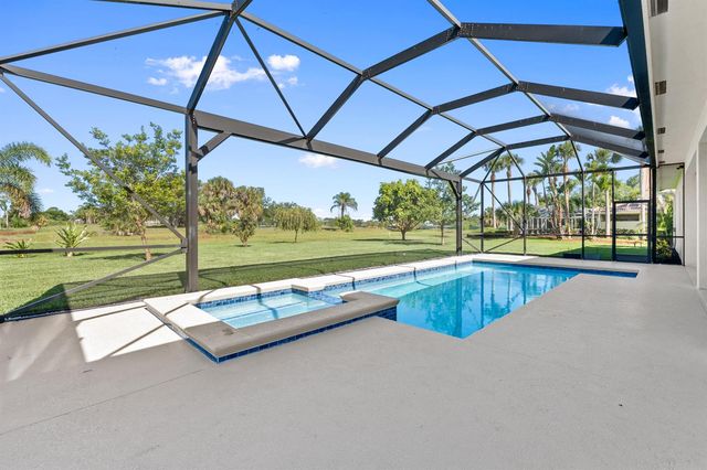 3213 SE Morningside Boulevard, Port St. Lucie, FL 34952