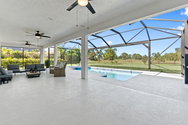 3213 SE Morningside Boulevard, Port St. Lucie, FL 34952