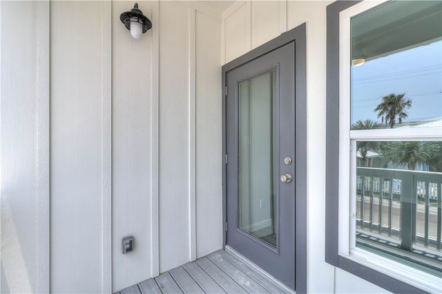 603 E Avenue G 203, Port Aransas, TX 78373