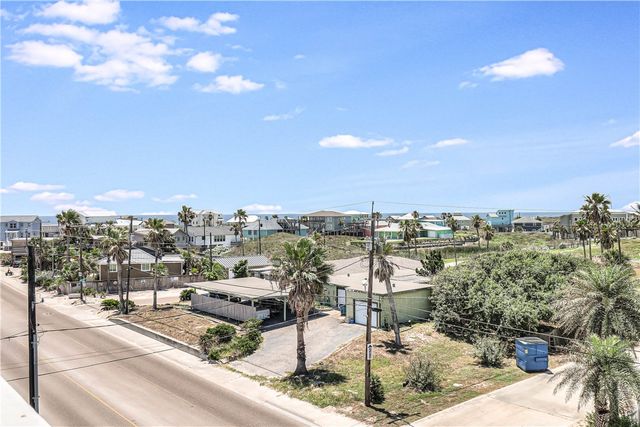 603 E Avenue G 203, Port Aransas, TX 78373