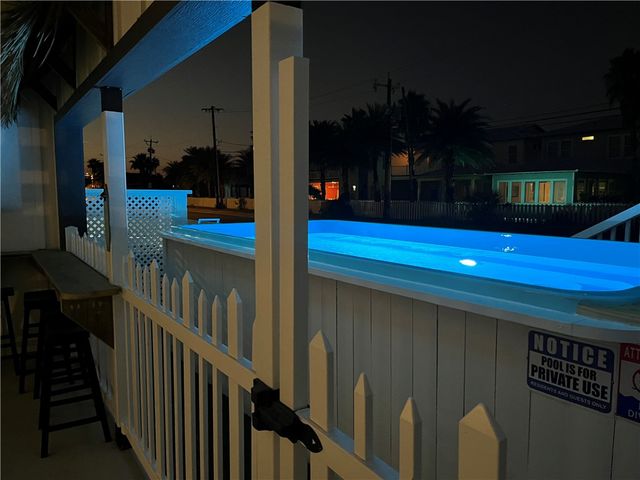 603 E Avenue G 203, Port Aransas, TX 78373