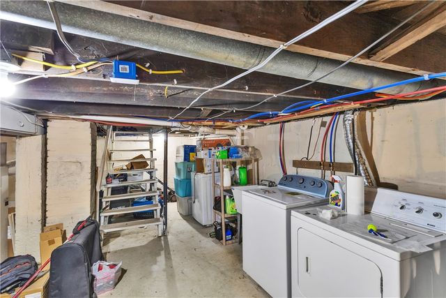1747 Galilee Rd, Wampum, PA 16157