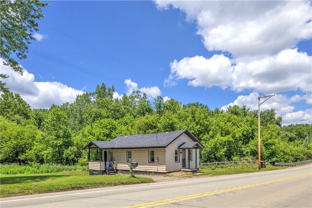 1747 Galilee Rd, Wampum, PA 16157
