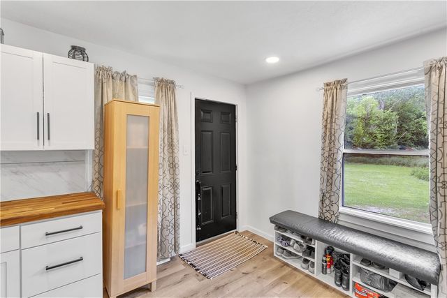 1747 Galilee Rd, Wampum, PA 16157