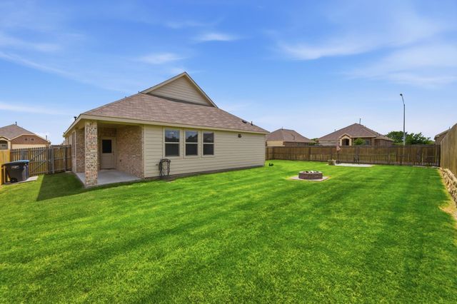 948 High Noon Drive, Fort Worth, TX 76052