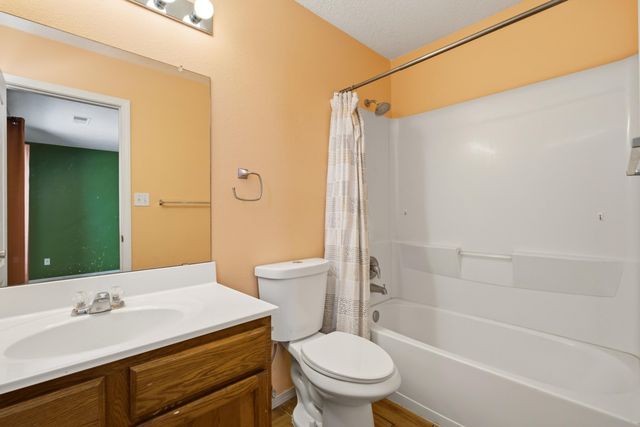 23 Tome Vista Drive, Los Lunas, NM 87031