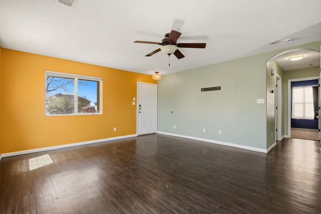 23 Tome Vista Drive, Los Lunas, NM 87031