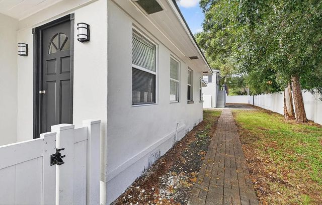 5517 GULFPORT BOULEVARD S 5517, Gulfport, FL 33707