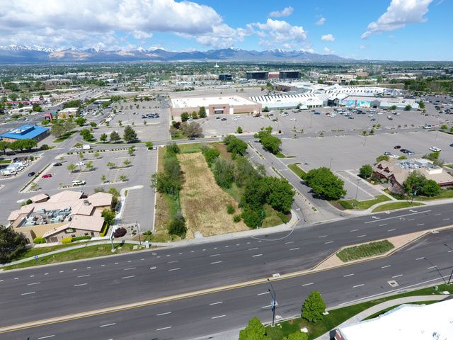10510 S STATE ST, Sandy, UT 84070