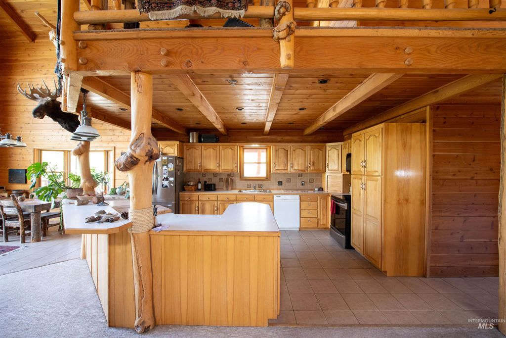 9885 Challis Creek Rd., Challis, ID 83226 photo 19